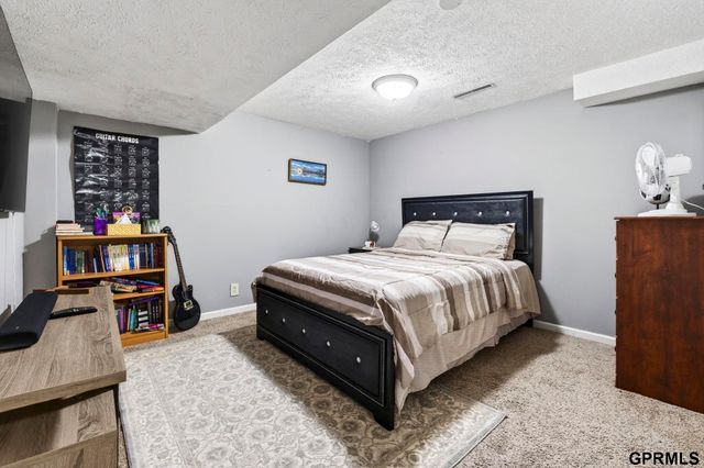 6619 S 109th Street, Omaha, NE 68137