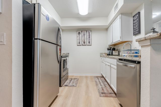 4020 Dancing Cloud Court 370, Destin, FL 32541