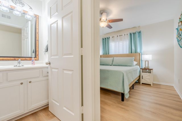 4020 Dancing Cloud Court 370, Destin, FL 32541
