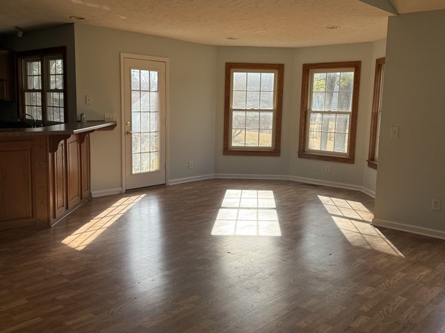 313 Murfreesboro Rd, Woodbury, TN 37190