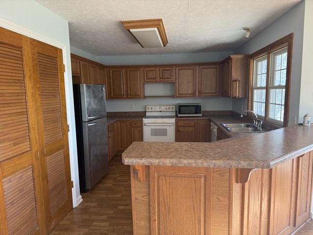 313 Murfreesboro Rd, Woodbury, TN 37190