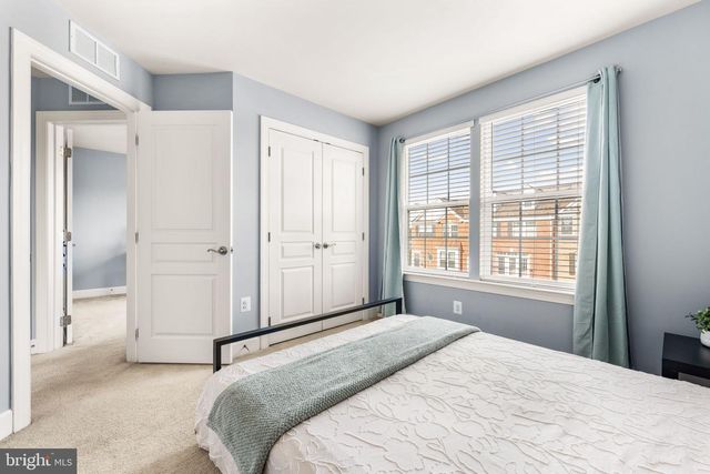 6262 SUMMIT POINT CT, Alexandria, VA 22310