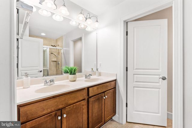 6262 SUMMIT POINT CT, Alexandria, VA 22310