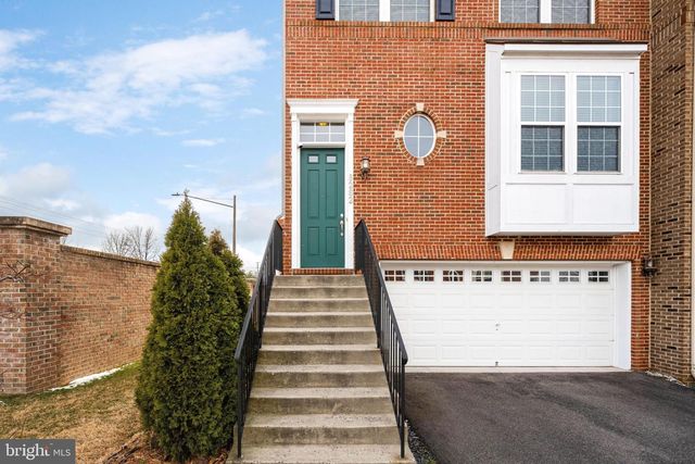 6262 SUMMIT POINT CT, Alexandria, VA 22310