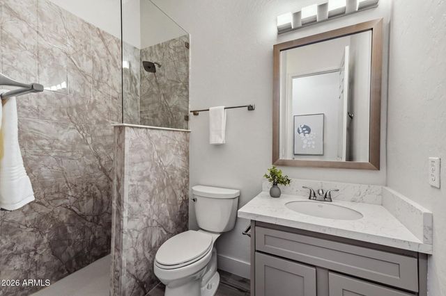 10401 E HELM Drive, Scottsdale, AZ 85255