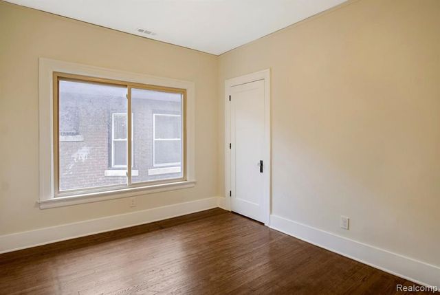 1484 Virginia Park Upper, Detroit, MI 48206