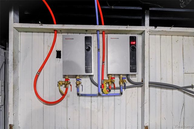 1484 Virginia Park Upper, Detroit, MI 48206