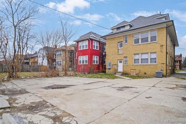 1484 Virginia Park Upper, Detroit, MI 48206