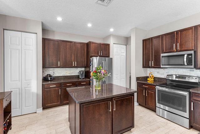 11477 Mantova Bay Circle, Boynton Beach, FL 33473