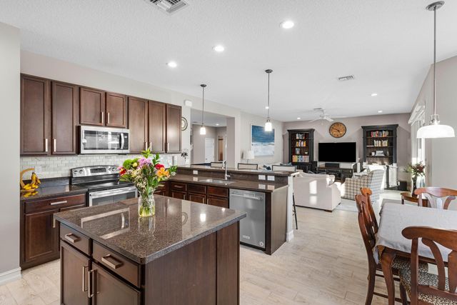 11477 Mantova Bay Circle, Boynton Beach, FL 33473