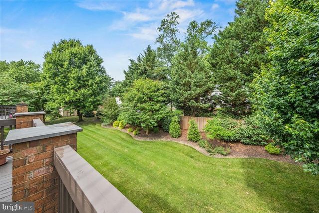 1704 AUGUSTA CIR, Mount Laurel, NJ 08054