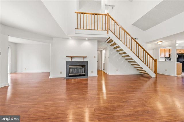 1704 AUGUSTA CIR, Mount Laurel, NJ 08054