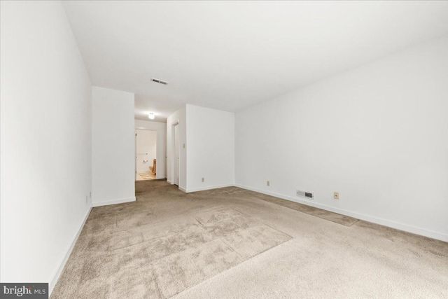 1704 AUGUSTA CIR, Mount Laurel, NJ 08054