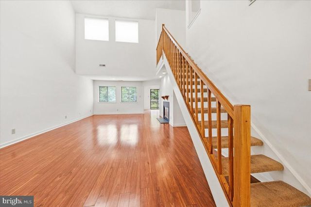 1704 AUGUSTA CIR, Mount Laurel, NJ 08054