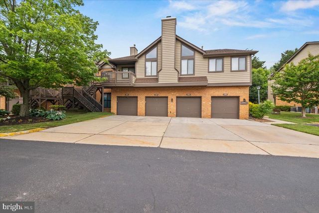 1704 AUGUSTA CIR, Mount Laurel, NJ 08054