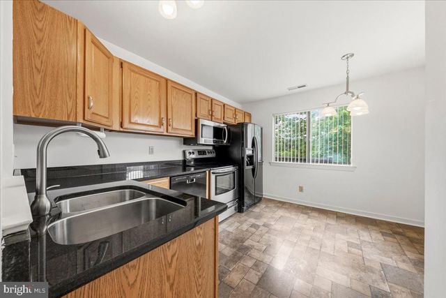 1704 AUGUSTA CIR, Mount Laurel, NJ 08054