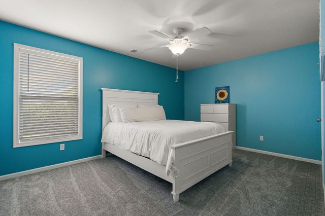 502 Gentile Court, Valparaiso, IN 46385