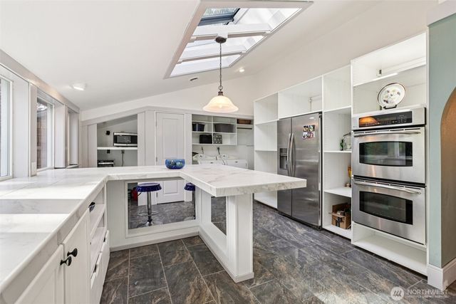 42102 264th Avenue SE, Enumclaw, WA 98022