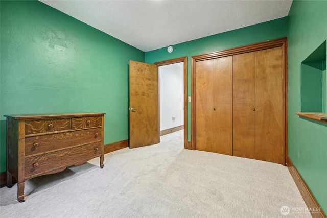 42102 264th Avenue SE, Enumclaw, WA 98022