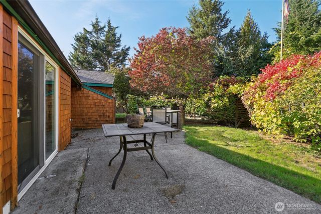 42102 264th Avenue SE, Enumclaw, WA 98022