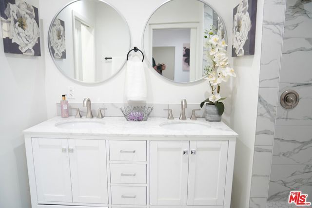 5738 Chesley Avenue, Los Angeles, CA 90043