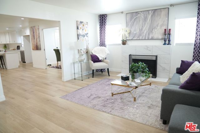 5738 Chesley Avenue, Los Angeles, CA 90043