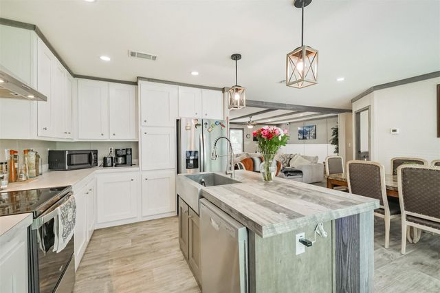 20352 Forest Reserve Street, Cleveland, TX 77328