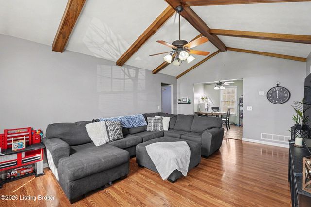 886 Stonehouse Rd, Bardstown, KY 40004