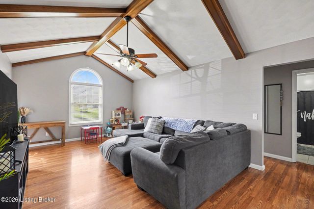 886 Stonehouse Rd, Bardstown, KY 40004