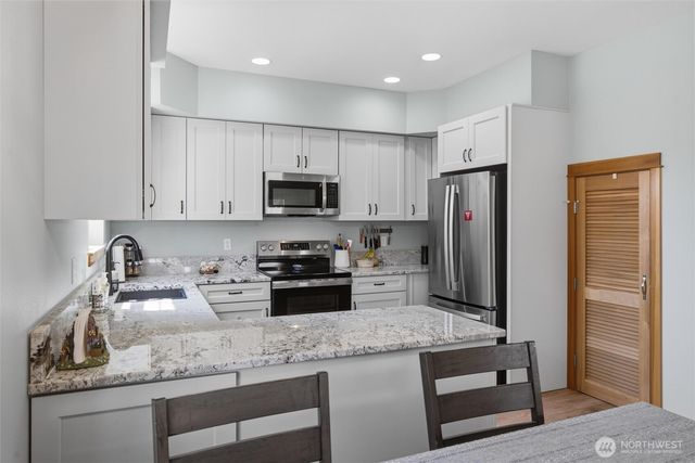104 NE Whimbrel Lane, Poulsbo, WA 98370