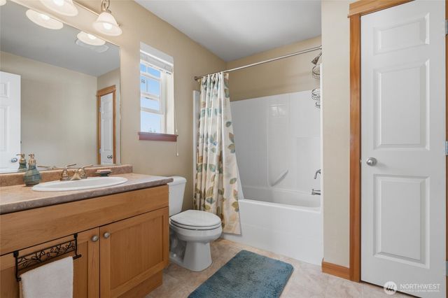 104 NE Whimbrel Lane, Poulsbo, WA 98370