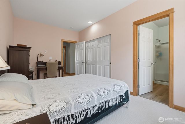 104 NE Whimbrel Lane, Poulsbo, WA 98370