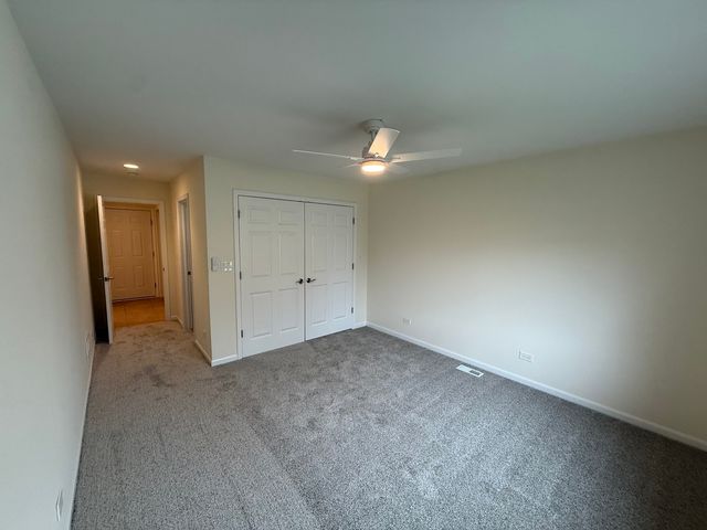 922 Bergera Street W, Braidwood, IL 60408