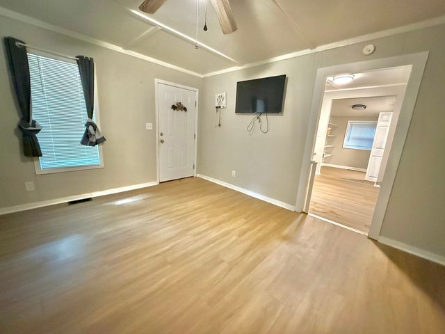 171 Brown Street, Cowpens, SC 29330