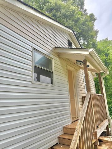 171 Brown Street, Cowpens, SC 29330