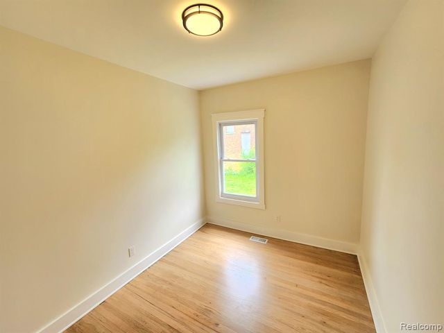1645 Taylor Street, Detroit, MI 48206