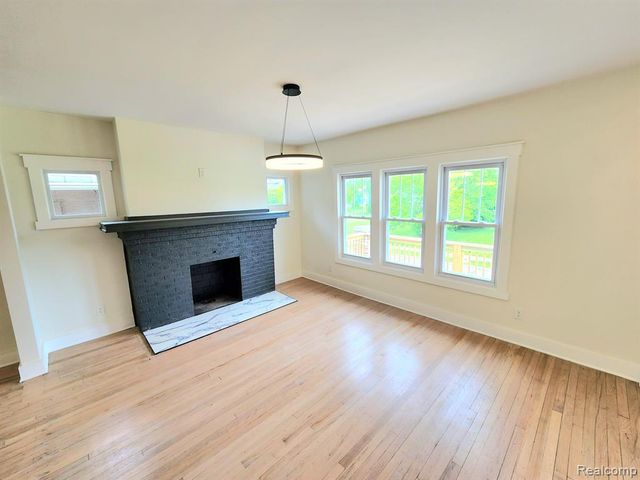 1645 Taylor Street, Detroit, MI 48206