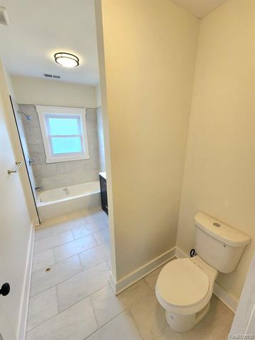 1645 Taylor Street, Detroit, MI 48206