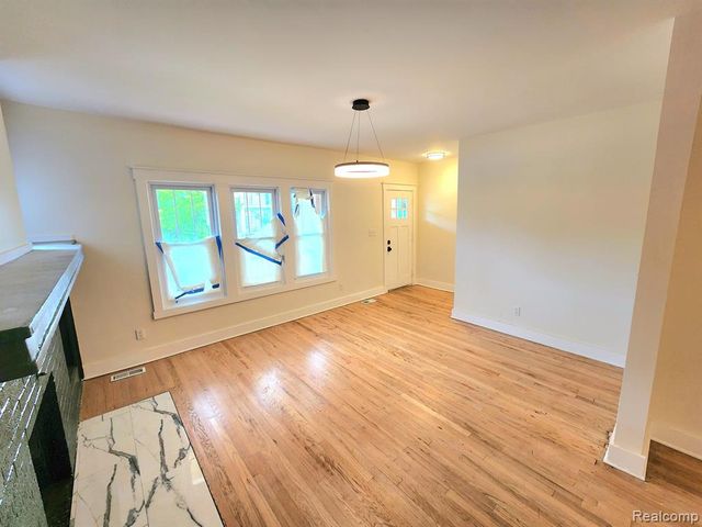 1645 Taylor Street, Detroit, MI 48206