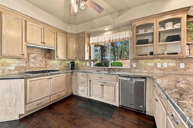 4770 Feldspar Ln, Placerville, CA 95667