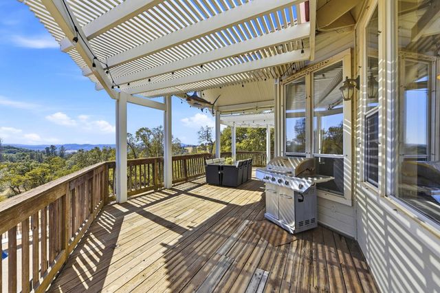 4770 Feldspar Ln, Placerville, CA 95667