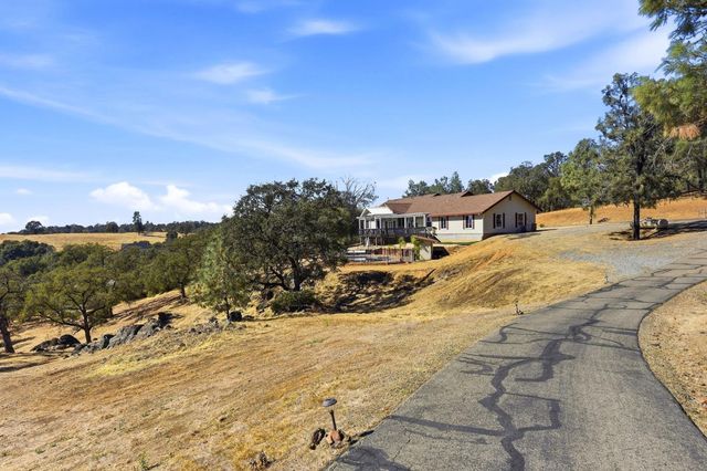 4770 Feldspar Ln, Placerville, CA 95667