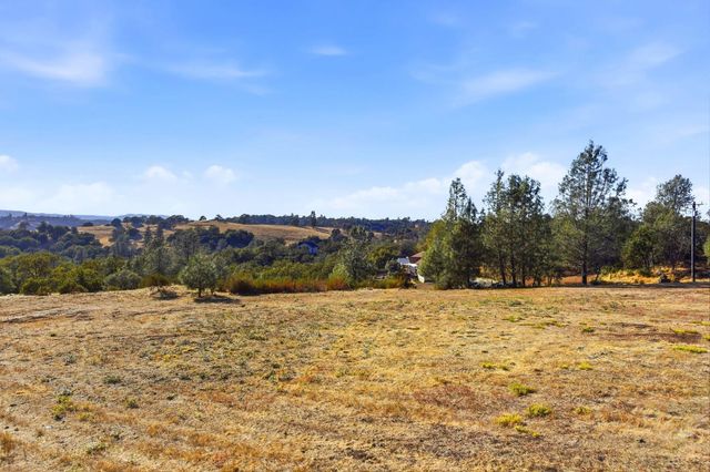 4770 Feldspar Ln, Placerville, CA 95667