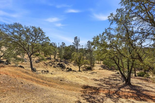 4770 Feldspar Ln, Placerville, CA 95667