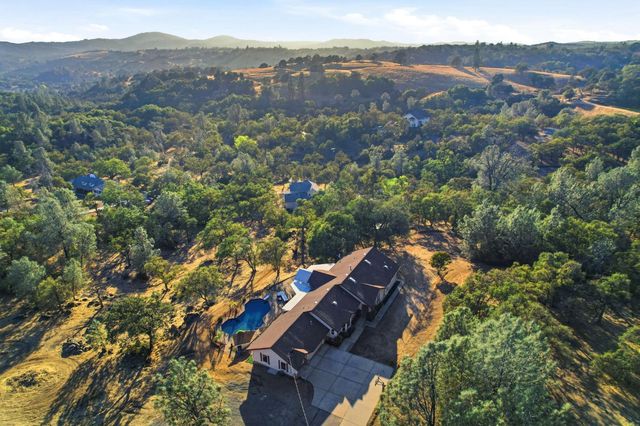 4770 Feldspar Ln, Placerville, CA 95667
