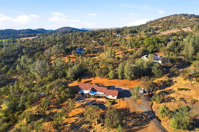 4770 Feldspar Ln, Placerville, CA 95667