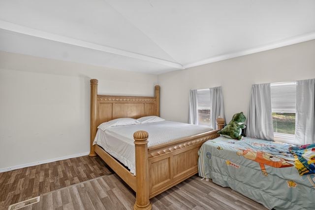 6140 Pinckney Road, Putnam Twp, MI 48169