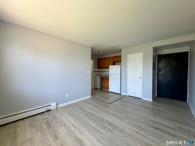 145 Cowles Street B7, Bridgeport, CT 06607
