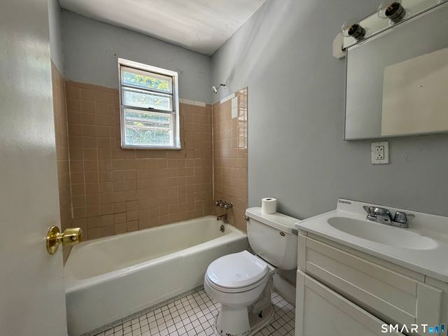 145 Cowles Street B7, Bridgeport, CT 06607