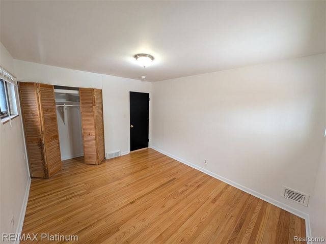 29965 Westfield Street, Livonia, MI 48150